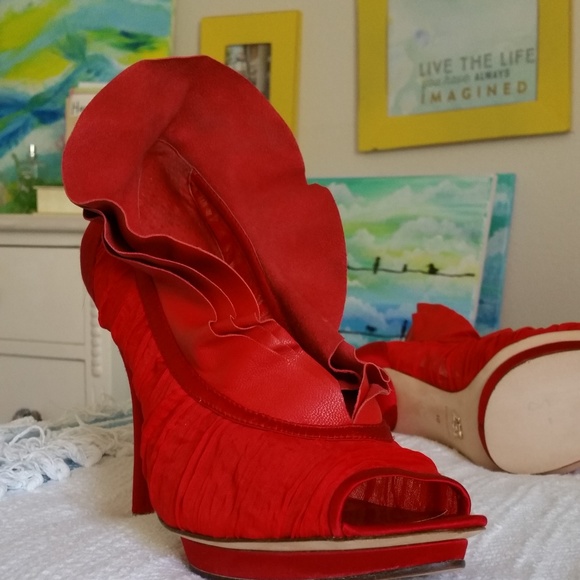 Allen Schwartz ABS Red Shoes Heels  NEW💖Pictures do not do these shoes justice! - Picture 4 of 8